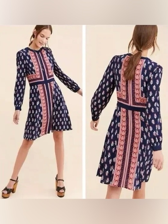 Gal Meets Glam Dresses & Skirts - Gal Meets Glam "Carlene" Navy dress sz 4